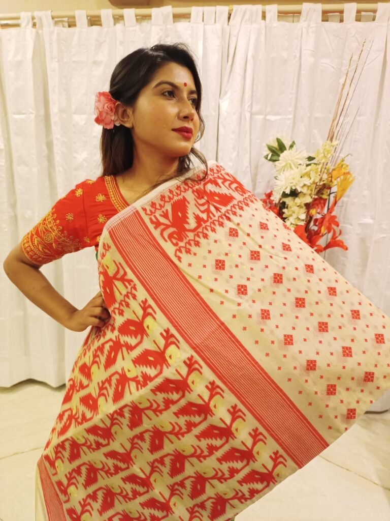 Pujarini - 1250 - Dhaga