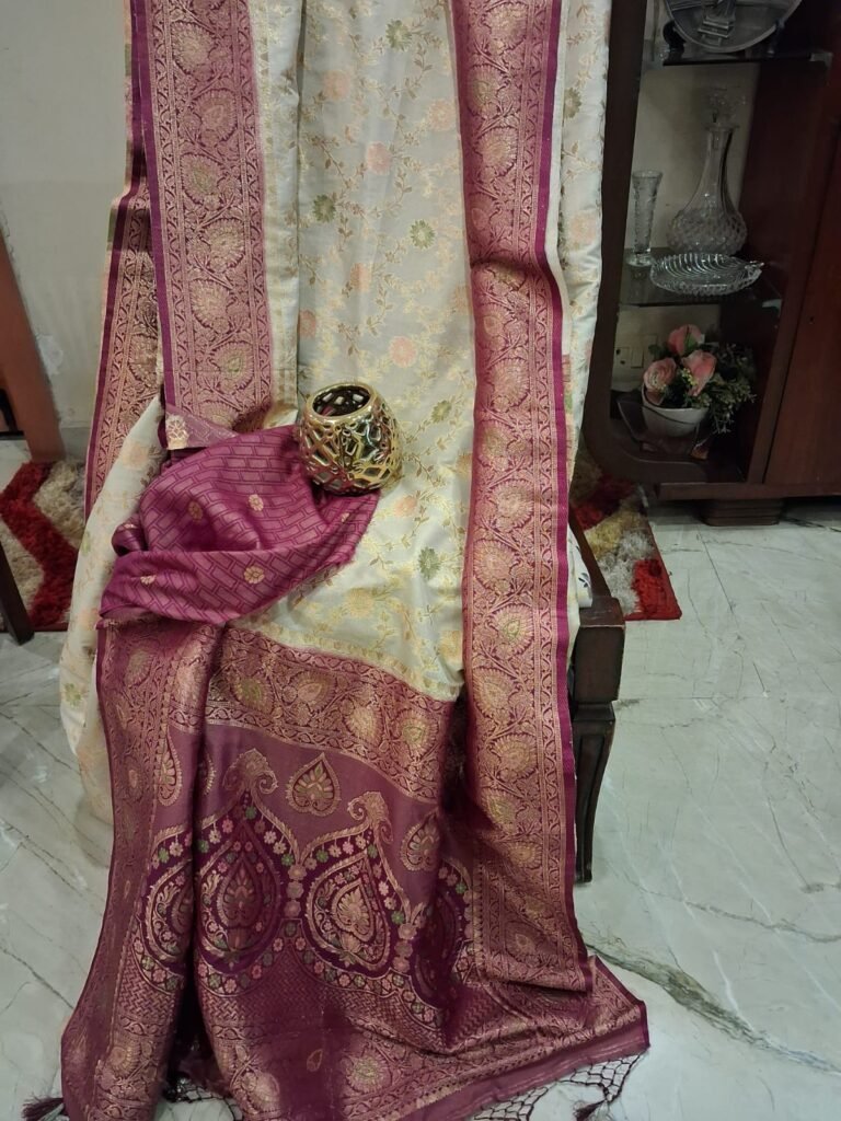 Rani Ki Pasand - 2950 - Utsav